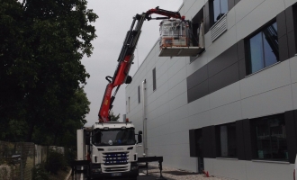 Levage d'une machine 4500 kg