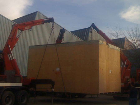 Déchargement d'une machine outil de 58 tonnes à Grenoble
