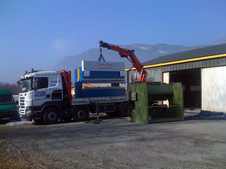 STOCKAGE DE MACHINES OUTIL EN ISERE